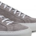 Low-top sneaker light suede medium grey