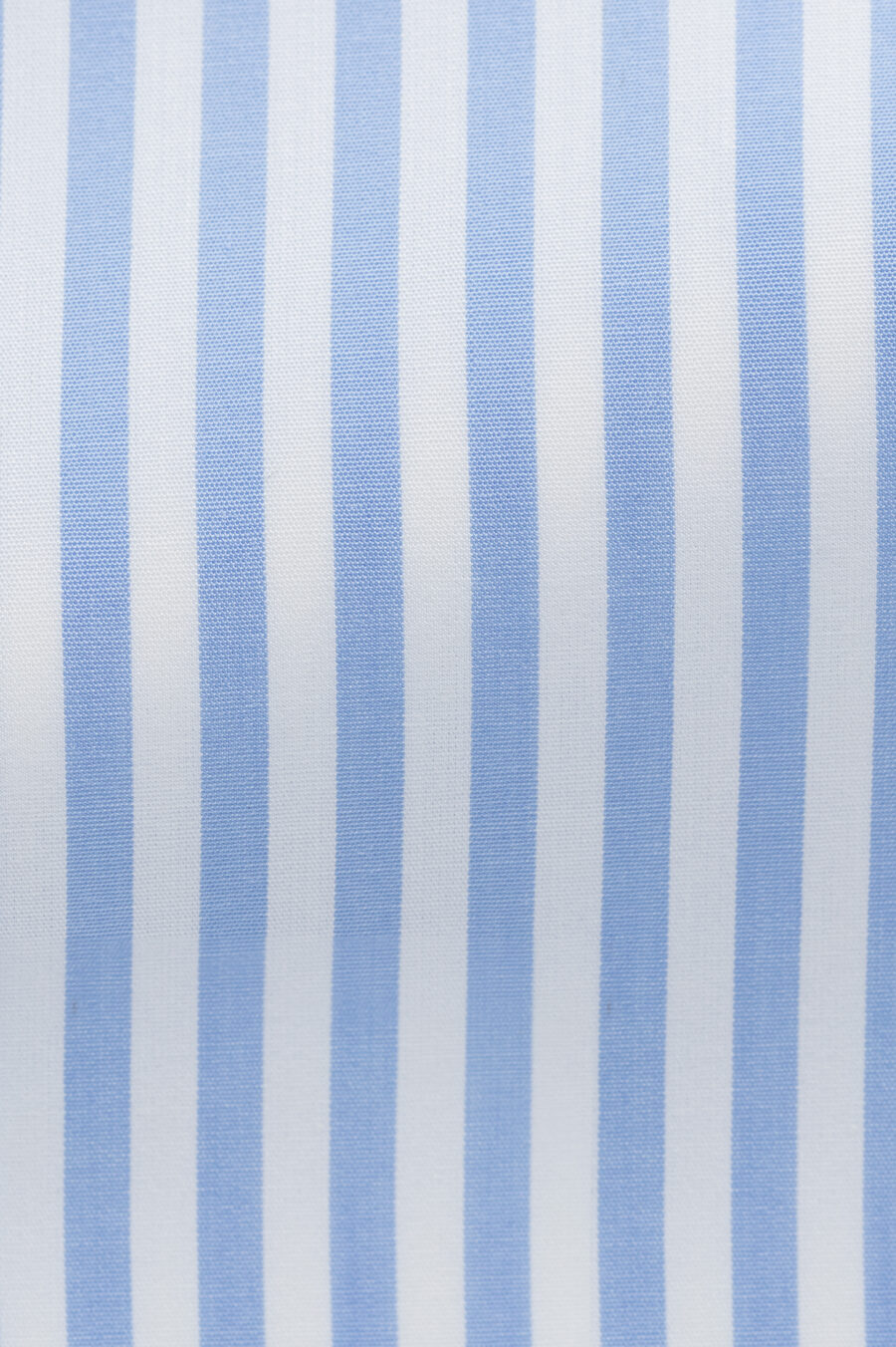 White cotton poplin with light blue bengal stripe